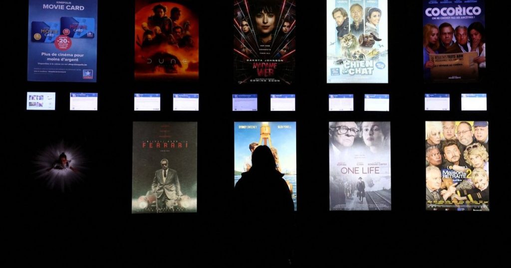 Movie Mate روبوت دردشة تشجع “ميتا” على استخدامه في دور السينما