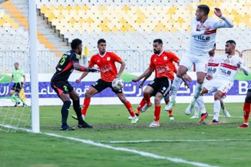 الزمالك وفاركو: المباراة الختامية في دوري 'استثنائي'
