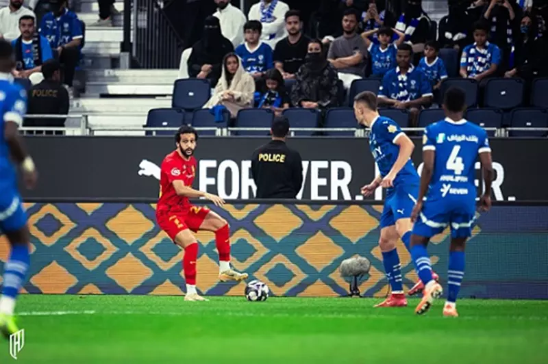 الهلال يتأهل إلى دوري أبطال آسيا للنخبة بعد انتصاره الثنائي على القادسية (فيديو)