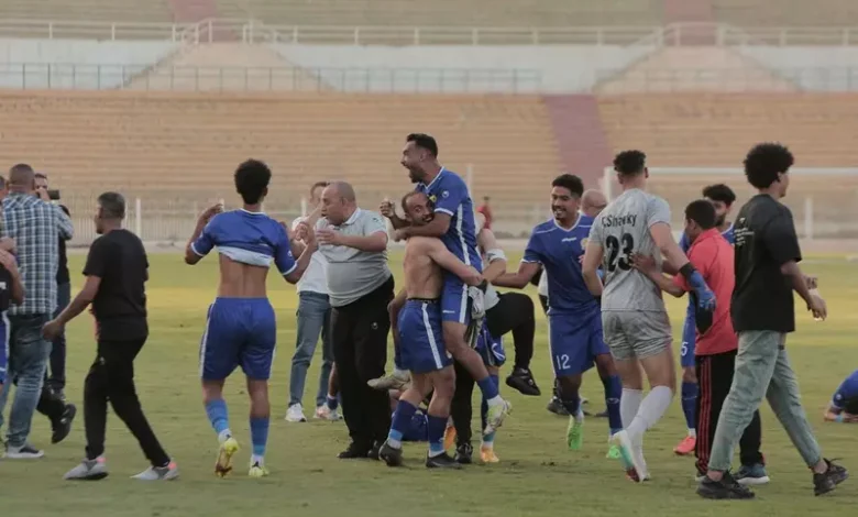 احتفالات استثنائية ورقصات مبهجة: ليلة تاريخية لإنجاز كهرباء الإسماعيلية في التأهل للممتاز