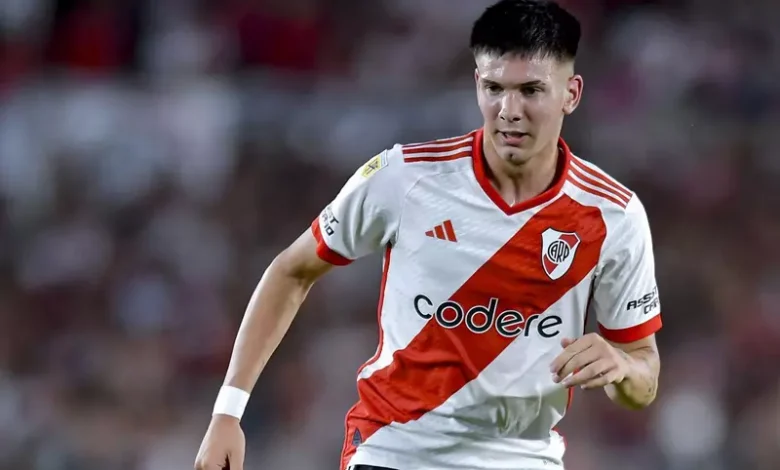 باريس سان جيرمان يسعى لتأكيد صفقة الموهبة الأرجنتينية ماستانتونو بشكل عاجل