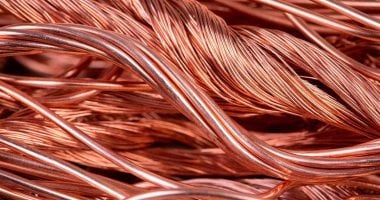 ارتفاعات متواصلة في أسعار النحاس عالميًا نتيجة انخفاض المعروض