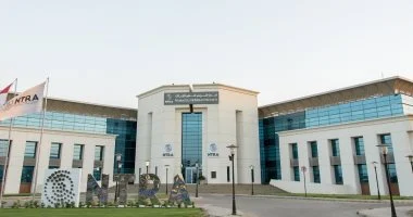 استفسار حول إمكانية فرض رسوم جمركية على الهواتف المحمولة المُصنّعة محليًا