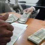 الدولار يحافظ على استقراره أمام الجنيه في البنوك المصرية يوم الجمعة