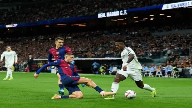المعلقون الرسميون لمواجهة برشلونة وريال مدريد في نهائي كأس السوبر الإسباني اليوم