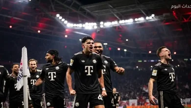 بايرن ميونخ يحقق فوزاً عريضاً على لايبزيج بخمسة أهداف في الدوري الألماني.