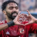 خلاف مالي يؤجل تجديد عقد حسين الشحات مع الأهلي