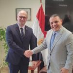 رئيس التمثيل التجاري يبحث مع سفير بيلاروسيا سبل تعزيز التعاون التجاري وتوطين الصناعة