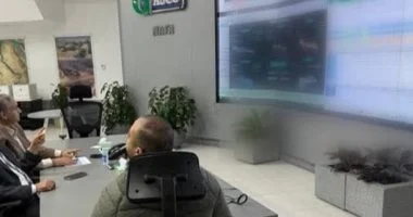 رئيس الشركة القابضة للغازات يقوم بجولة تفقدية لمركز التحكم بالشبكة القومية للغاز