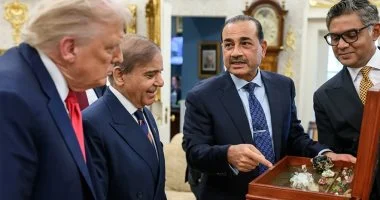 صفقة تبادل نادرة تعزز العلاقات الاقتصادية: 500 مليون دولار بين الولايات المتحدة وباكستان