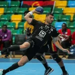 منتخب مصر لكرة اليد يحقق انتصارًا رائعًا على أنجولا 41-28 في البطولة الإفريقية