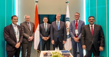 وزير البترول يستعرض فرص التعاون في قطاع التعدين مع شركات كندية وأسترالية