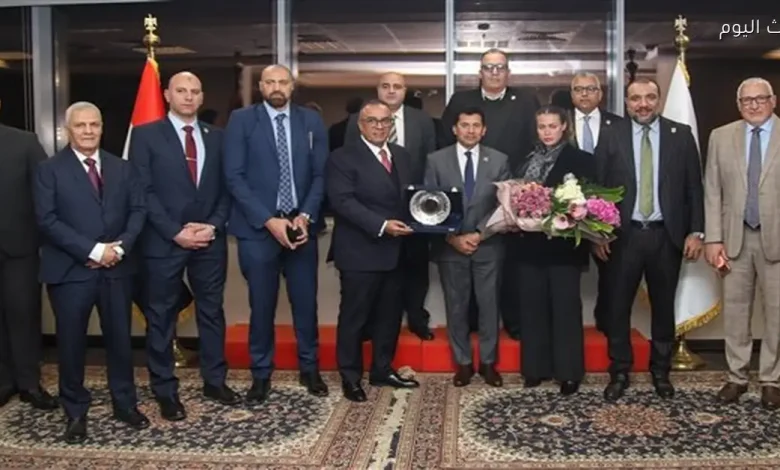 وزير الرياضة يجتمع مع اتحاد السلة لبحث استراتيجيات التطوير والانتشار