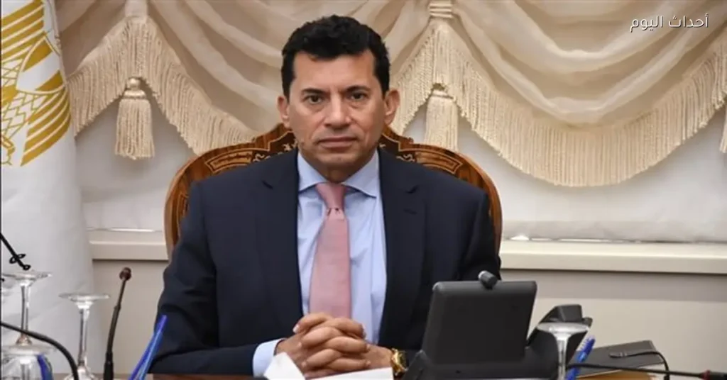 وزير الشباب والرياضة يراجع تطبيق الكود الطبي للرياضيين في مركز الطب الرياضي
