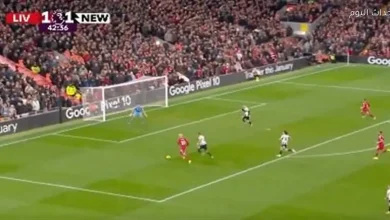ملخص وأهداف الشوط الأول من مباراة ليفربول ونيوكاسل في الدوري الإنجليزي 2025-2026
