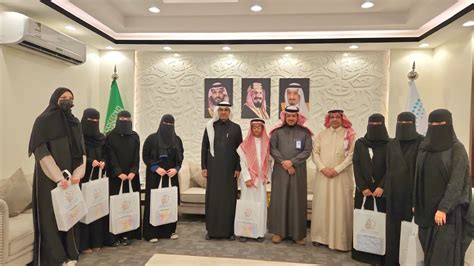 أربع طالبات من الطائف يتأهلن للتصفيات النهائية لمسابقة فيرست ليقو