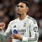 أرنولد: التوقعات تشير إلى هزيمة مدوية لريال مدريد، وفالفيردي هو أكثر اللاعبين تجاهلاً في عالم كرة القدم