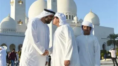 أسامة خياط وصلاح البدير يؤمان ويخطبان صلاة عيد الفطر في الحرمين الشريفين