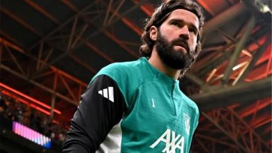 أليسون بيكر يكشف عن أول تعليق له بعد إصابته واستبعاده من مباراة ليفربول ضد برايتون