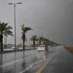 أمطار غزيرة تتساقط على الدمام ومحافظات المنطقة الشرقية