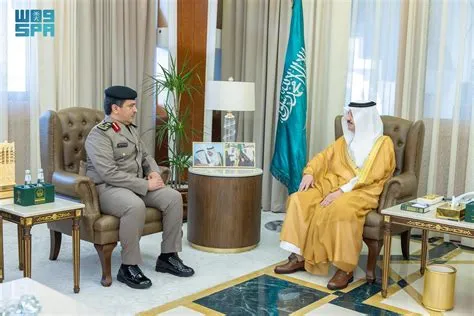 أمير الشرقية يثمن جهود تمكين الأيتام ويتسلم التقرير السنوي لتجمع الشرقية الصحي 2025