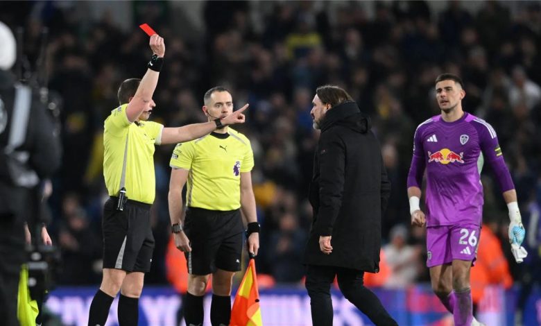 إقالة مدرب ليدز: تصريحاته حول حكم مباراة مانشستر سيتي تثير الجدل