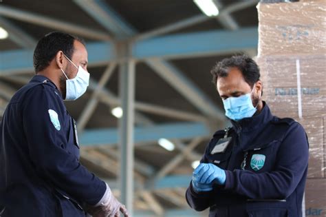 الجمارك السعودية تعلن عن ضبط 642 مخالفة لتهريب المخدرات والتبغ والأسلحة