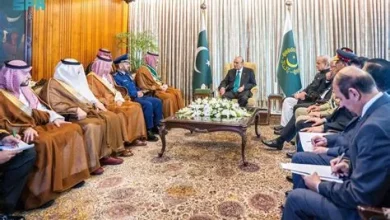 القيادة تقدم التهاني لرئيس باكستان بمناسبة اليوم الوطني وتتطلع لمزيد من التقدم والازدهار