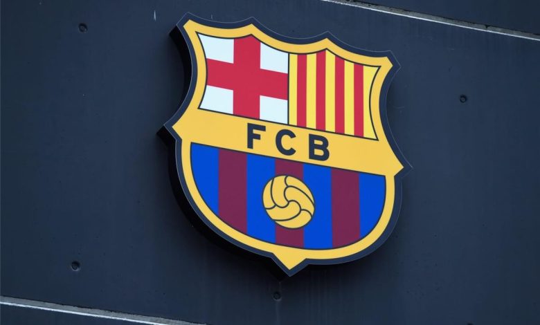 برشلونة يستهدف لاعب تشيلسي ومدافع توتنهام السابق في صفقتين معقدتين