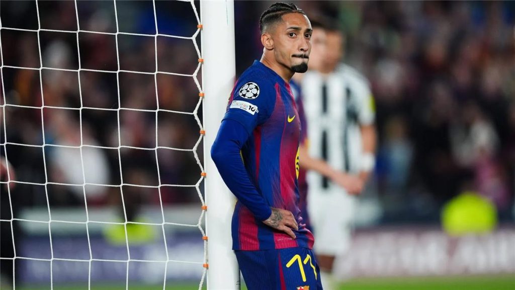 برشلونة يكشف عن تفاصيل إصابة رافينها ومدة غيابه المتوقعة