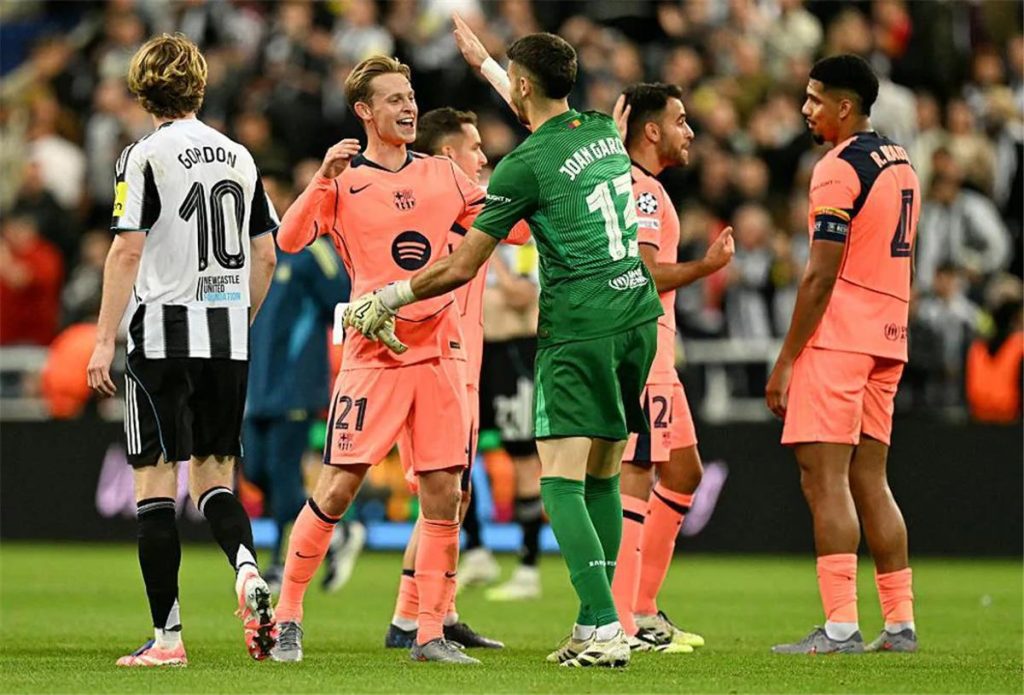 تحليل شامل لمباراة برشلونة ضد نيوكاسل يونايتد في دوري أبطال أوروبا
