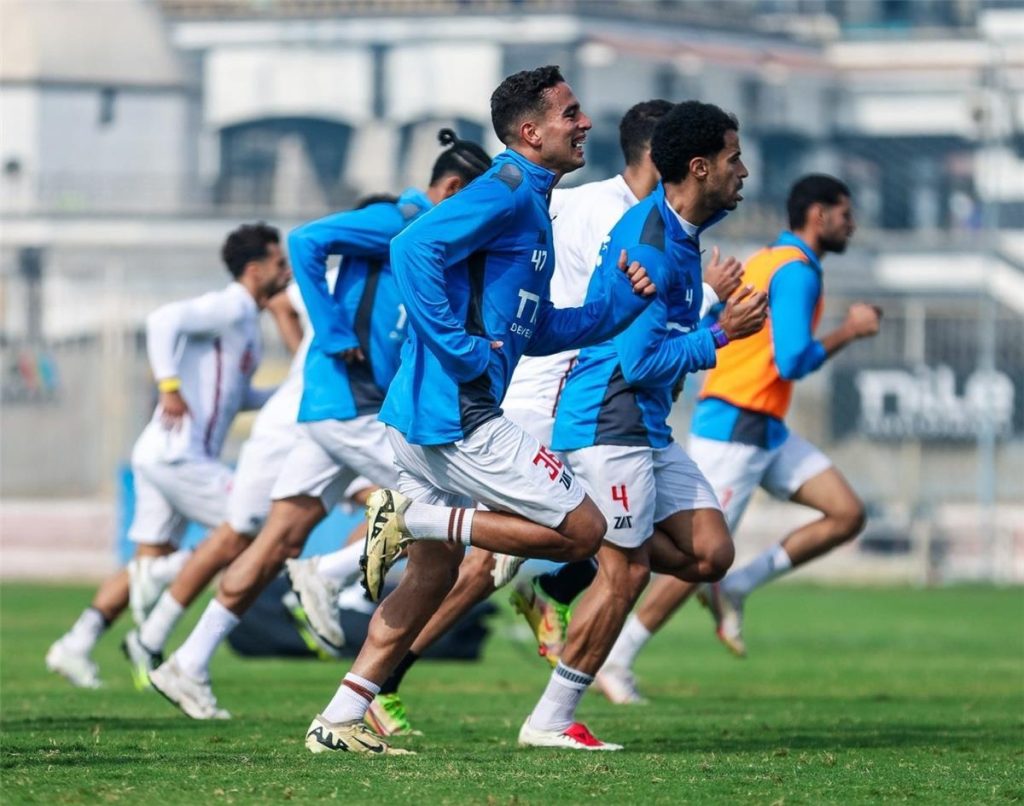 تدريبات الزمالك: رسائل معتمد جمال للاعبين وعودة الثلاثي المصاب قبل مواجهة الاتحاد