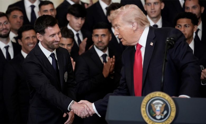 ترامب يعبّر عن إعجابه بميسي: ابني من أبرز مشجعيك ويدعم أيضًا رونالدو