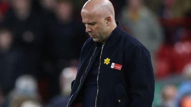 تشكيل سلوت يؤدي إلى أزمة حادة في ليفربول: فرص تحقيق مفاجئة