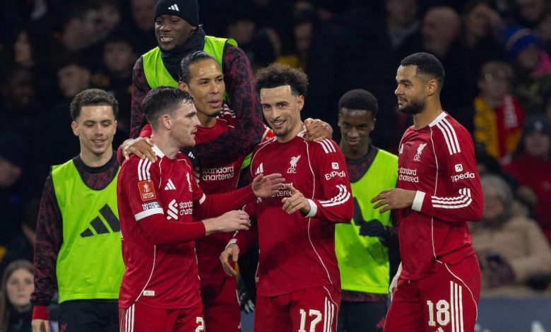 داني ميرفي: لاعب ليفربول يعبر عن استيائه تجاه سلوت.. وشيرر يكشف عن ألمه الداخلي