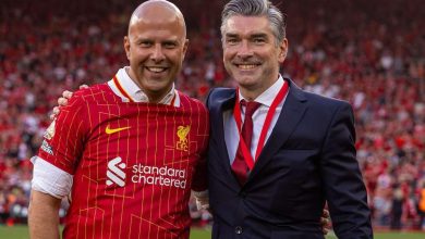 ذا أتلتيك تكشف الموقف الرسمي لليفربول بشأن مستقبل آرني سلوت في الصيف القادم