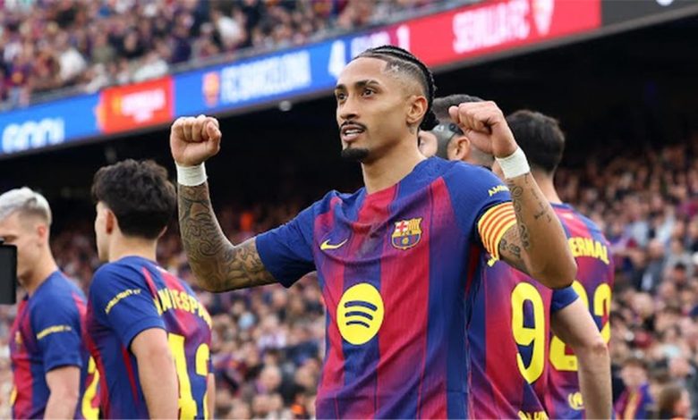 رافينها بعد انتصار فريقه على إشبيلية: تسجيل هاتريك ليس أمرًا معتادًا... ونفخر بجافي