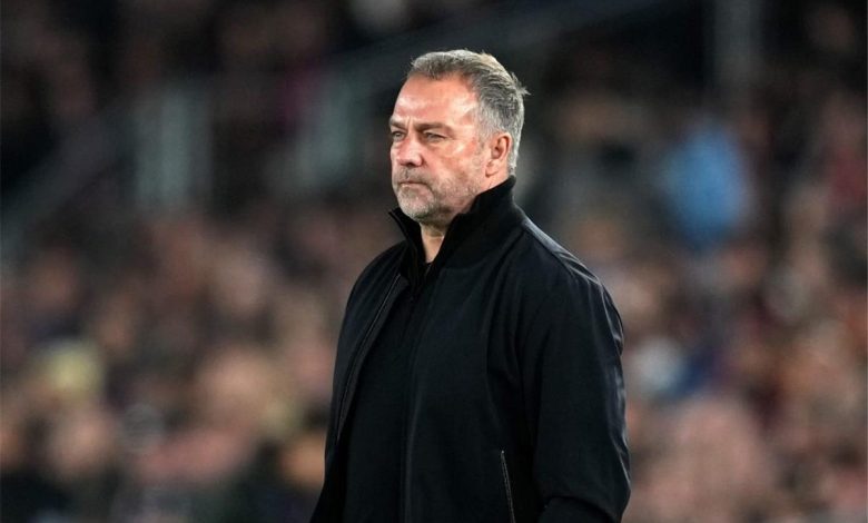 شرط حاسم يحدد مستقبل فليك وتجديد عقده مع برشلونة