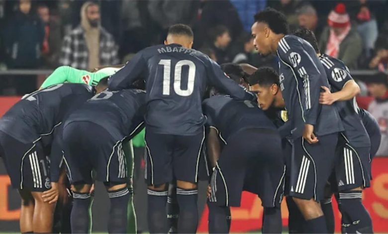 ضيف خاص: نجم ريال مدريد يستعد لمواجهة حاسمة ضد مانشستر سيتي في دوري أبطال أوروبا