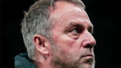 فليك يقترب من تحقيق إنجاز تاريخي بعد انتصار برشلونة على إشبيلية