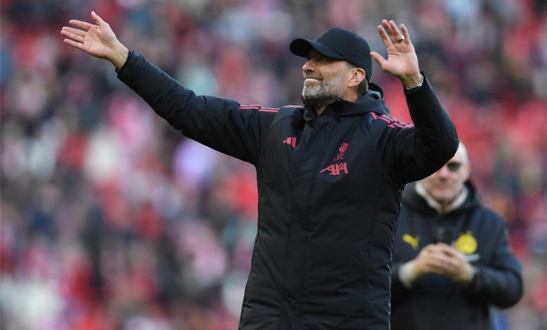 فيديو حصري: كلوب يُشعل حماس جمهور ليفربول بحضور محمد زيدان بأسلوبه الفريد