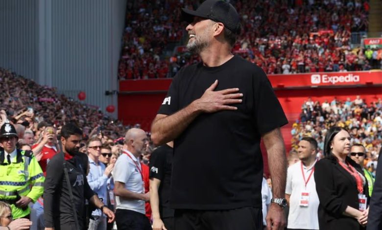 كلوب يوجه ردًا قاطعًا على الشائعات حول تدريب ريال مدريد