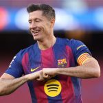 ليفاندوفسكي يسلط الضوء على فرص برشلونة في التتويج بلقب دوري أبطال أوروبا