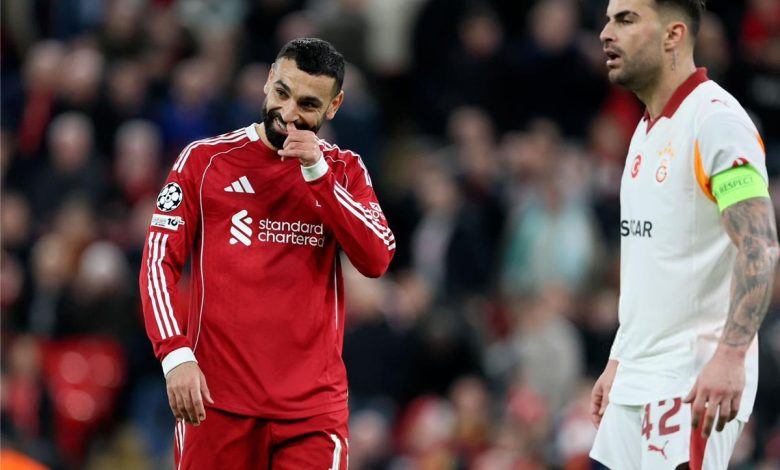 مدرب فريق سلوت يمدح محمد صلاح ويكشف أسباب استبداله في مواجهة جالطة سراي