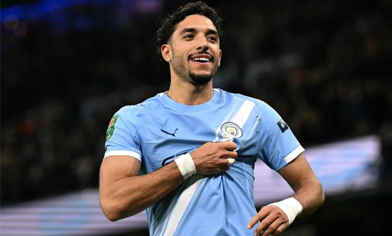 مرموش يقترب خطوة واحدة من الانتقال إلى برشلونة