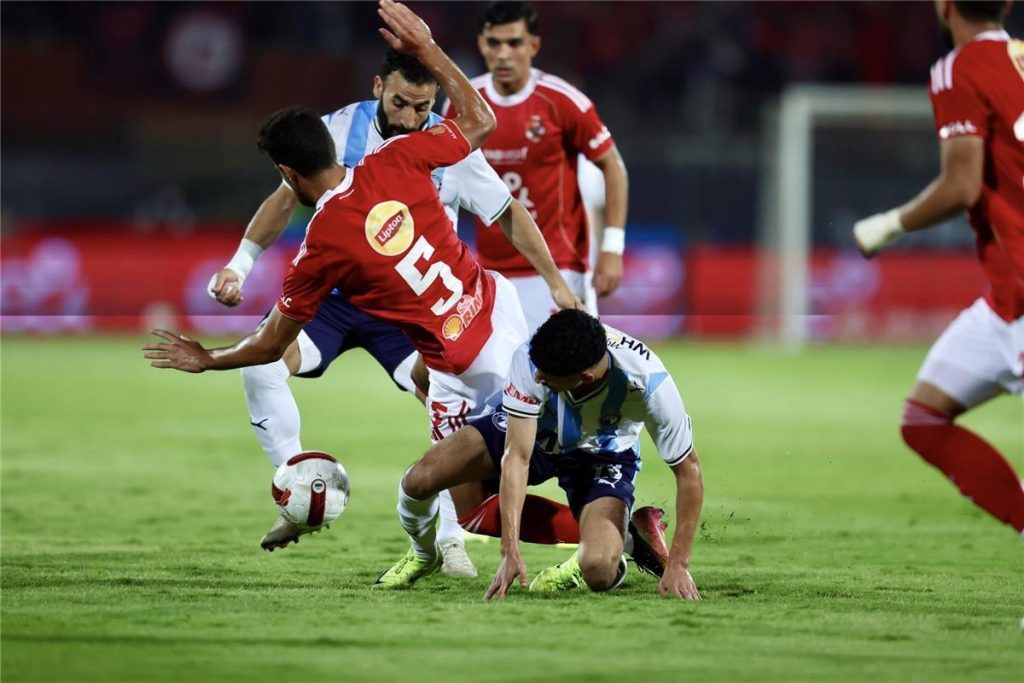 موعد اللقاء المنتظر بين الأهلي وبيراميدز في مجموعة التتويج للدوري المصري