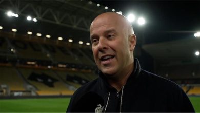 ميرفي يكشف: سبب وحيد يحول دون مغادرة سلوت لليفربول