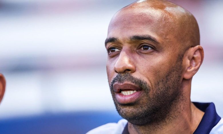 هنري: لاعب ليفربول يمتلك البotential ليصبح من الأفضل في مركزه