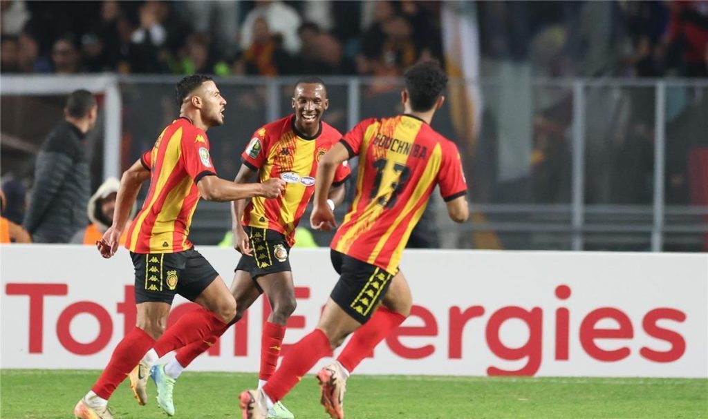 وليد الهيشري يثني على نجوم الأهلي ويقدم خطط الفوز للترجي