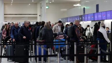 أزمة نقص الوقود تلقي بظلالها على خطط السفر وعطلات الصيف في أوروبا